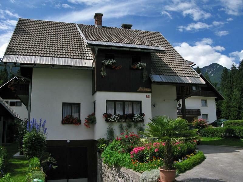Apartment Ticar Bohinj Luaran gambar